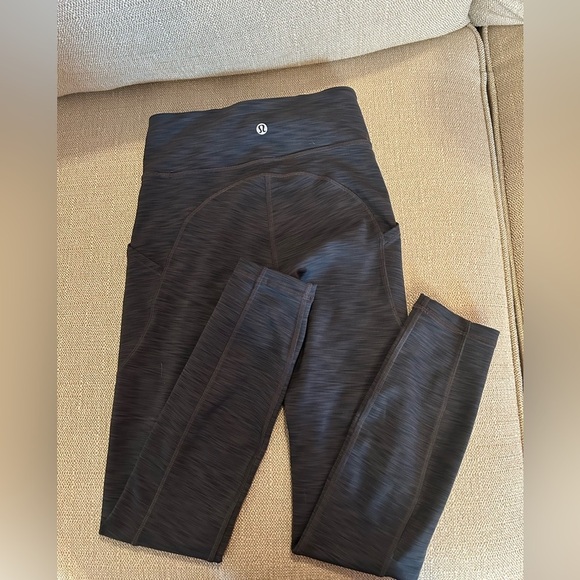 Lululemon Invigorate High-Rise Tights in Heathered Graphite Grey-25" - Picture 4 of 4